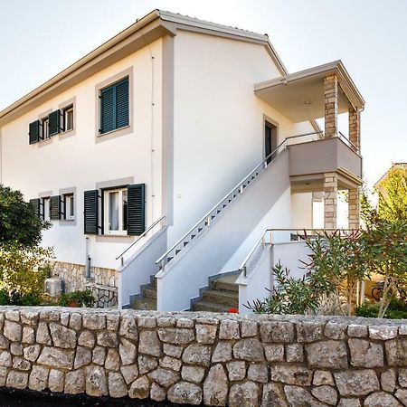Apartment Anton Крк Екстер'єр фото